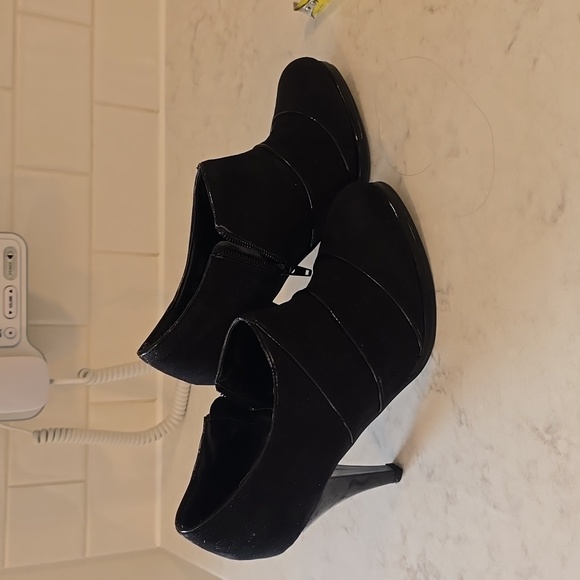 Jessica boot suede like, size 8 - Picture 2 of 6